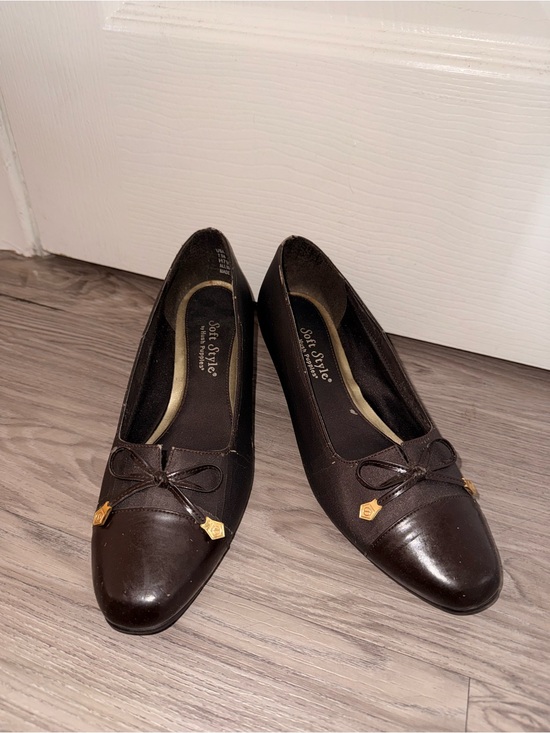 Soft Style Shoes - Soft Style Women’s Dark Brown Bow-Trim Loafers with Gold Accents